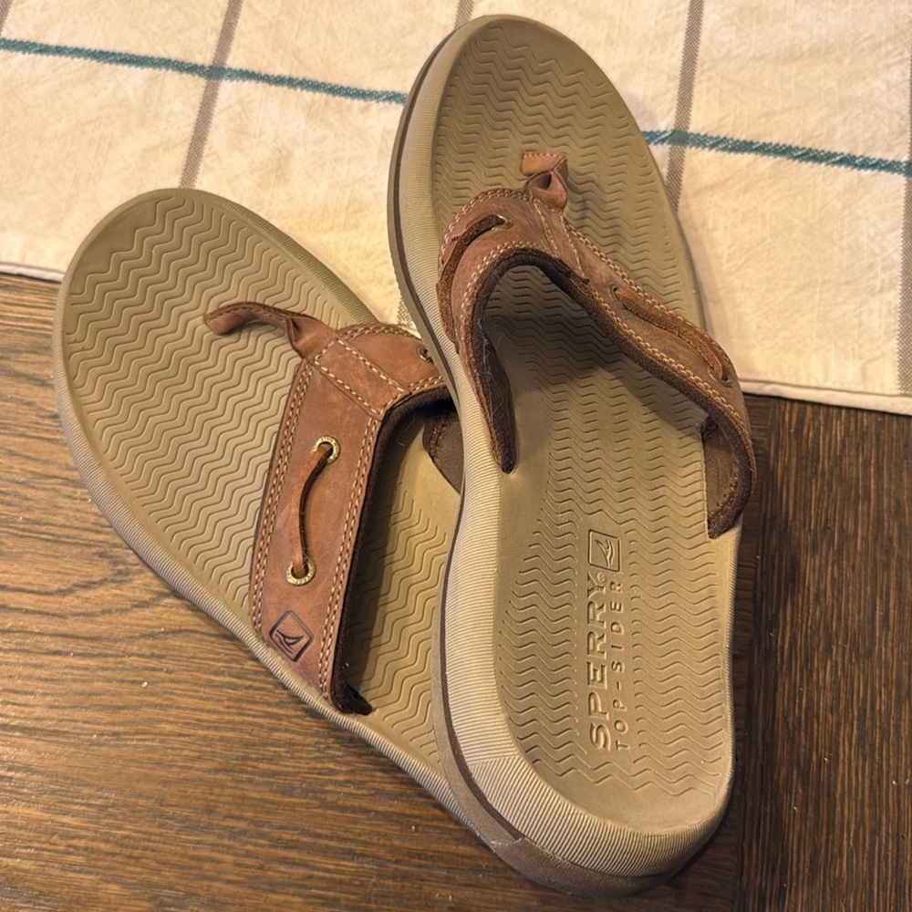 Sperry Topsiders Flip Flops